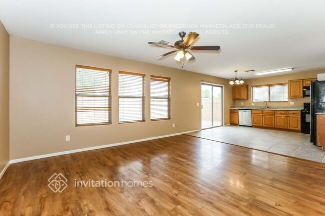 Building Photo - 2266 E Spruce Dr