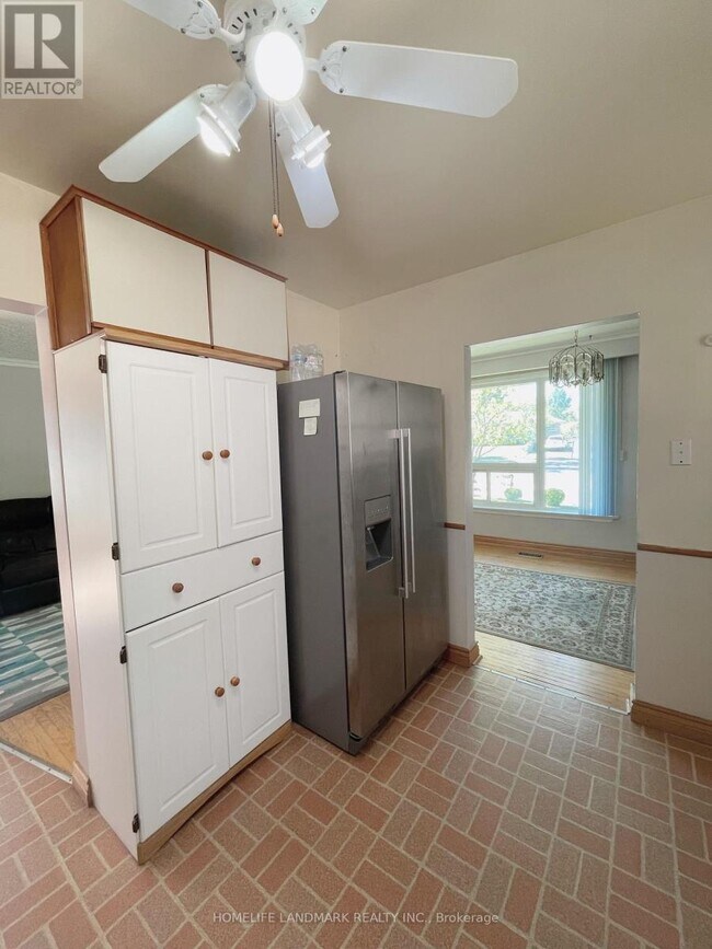 Photo du bâtiment - 79 Milford Haven Dr