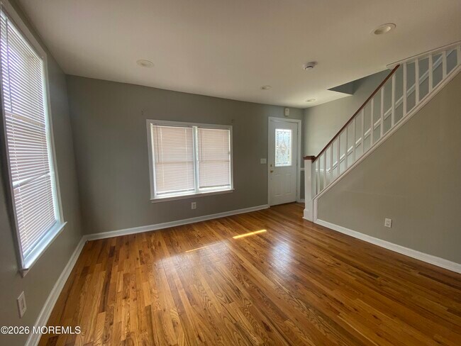 Foto del edificio - 563 Winter St