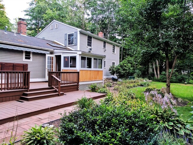 Building Photo - 3 br, 2.5 bath House - 247 Woodland Road