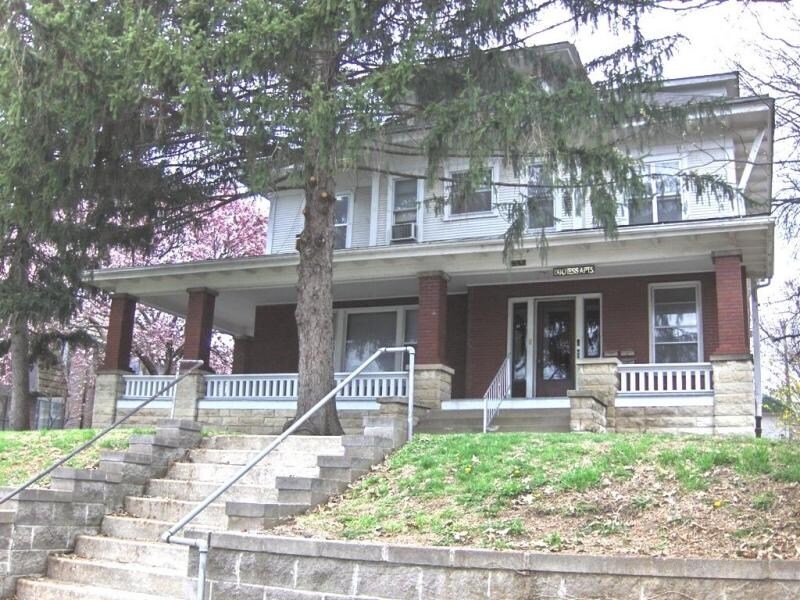 Primary Photo - 720 N 25th St