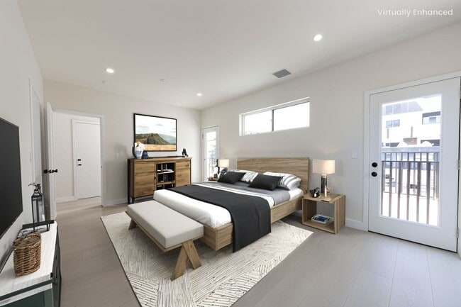 Foto del edificio - Luxury Hollywood Townhomes