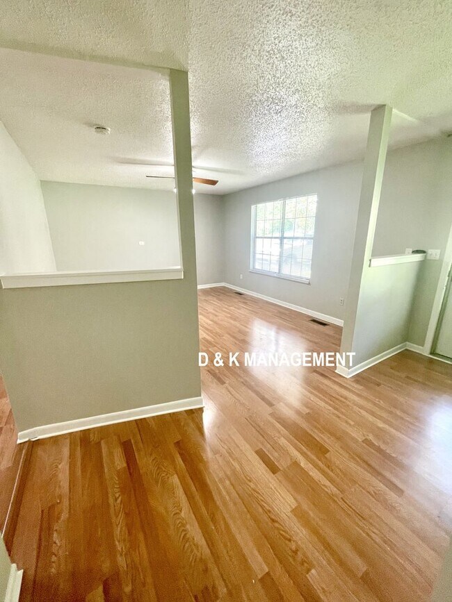 Foto del edificio - 3 Bedroom 2 Bath in Lenoir City