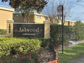 Building Photo - 1000 Lake of the Woods Blvd