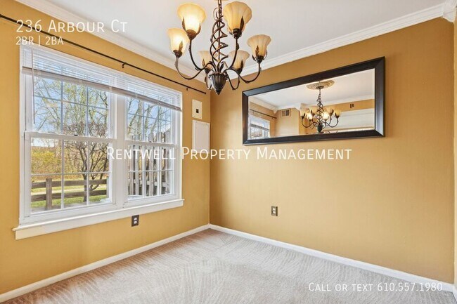 Foto del edificio - 236 Arbour Ct