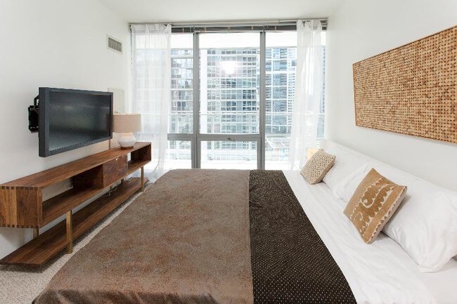 Foto del edificio - 353 W Wacker Dr
