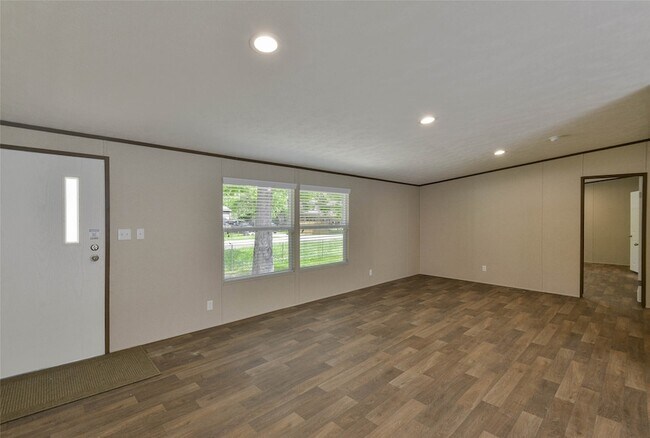 Foto del edificio - 25150 Faraway Ln