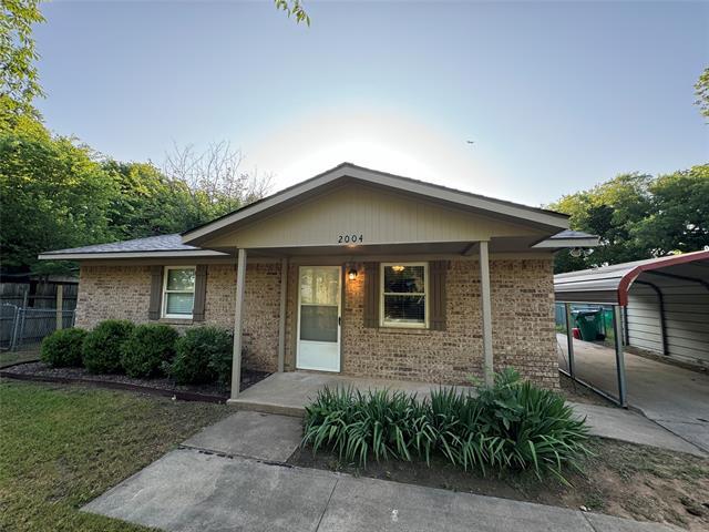 Foto principal - 2004 Throckmorton St