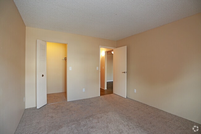 1BR, 1BA - Slate - Renew Pinehurst
