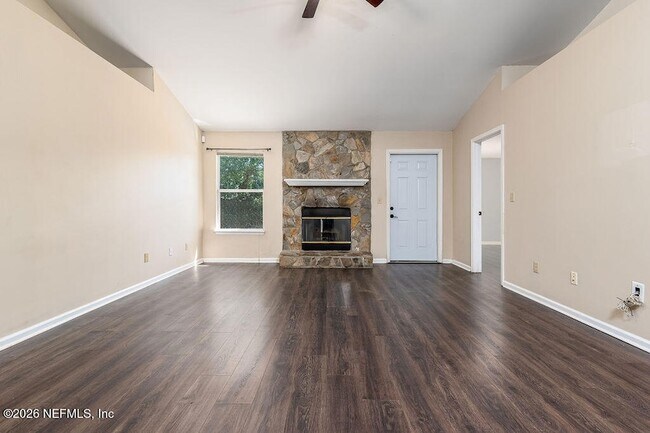 Foto del edificio - 3317 Cancun Dr E