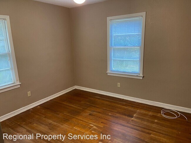 Foto del edificio - 2 br, 1 bath House - 217 4th Ave., W