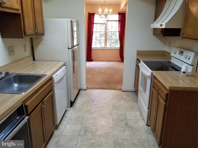 Building Photo - 20213 Shipley Terrace