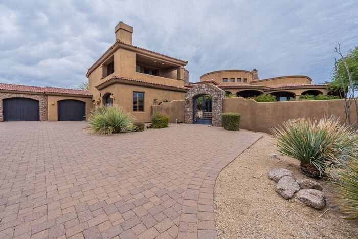 Foto principal - Luxurious Furnished Scottsdale Home Availa...