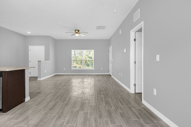 Building Photo - Available now! Beautiful 3 Bedroom, 2 Bathroom Home in Palm Bay!!