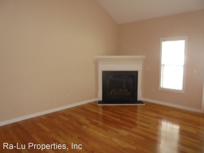 Building Photo - 3511 Park Hill Crossing Dr