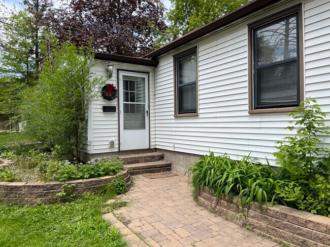 Building Photo - 6304 W 33rd St