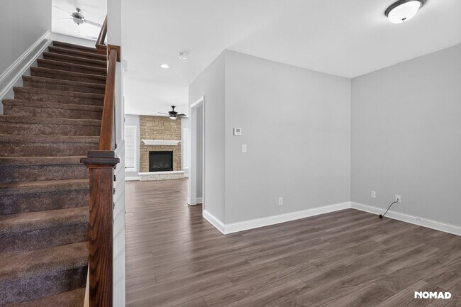 Foto del edificio - 105 Irondale Ct