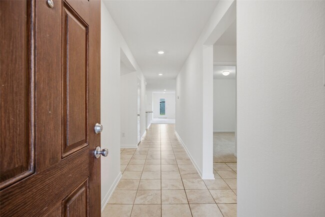 Building Photo - 16511 Chill Brook Dr