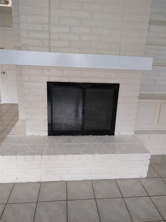 Building Photo - 7410 Skylight Ln