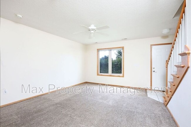 Building Photo - 5907 Townsend Ave