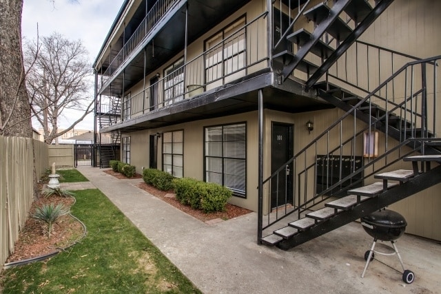 Primary Photo - Reagan Terrace Apartments