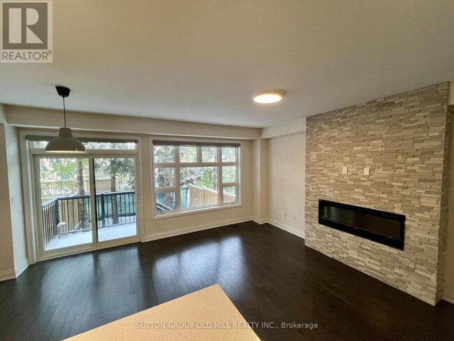 Building Photo - 72 Causland Ln