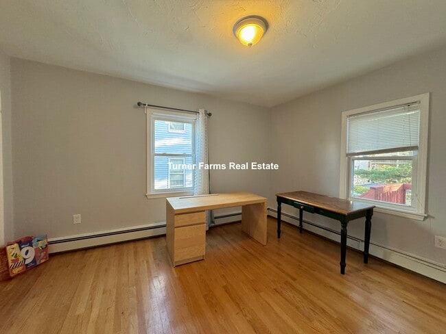 Building Photo - 40 Plymouth St