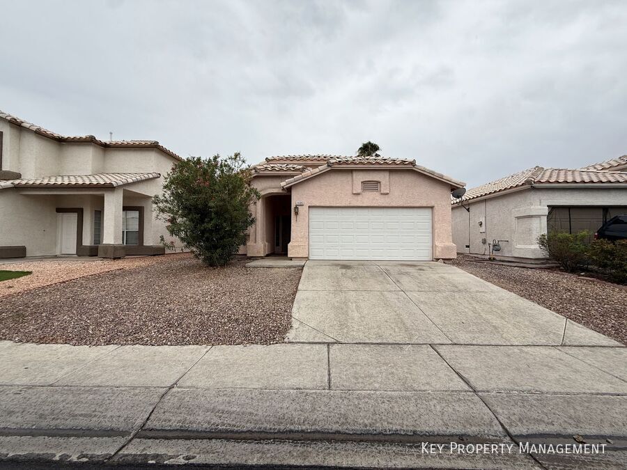 Foto principal - 1605 Woodward Heights Way