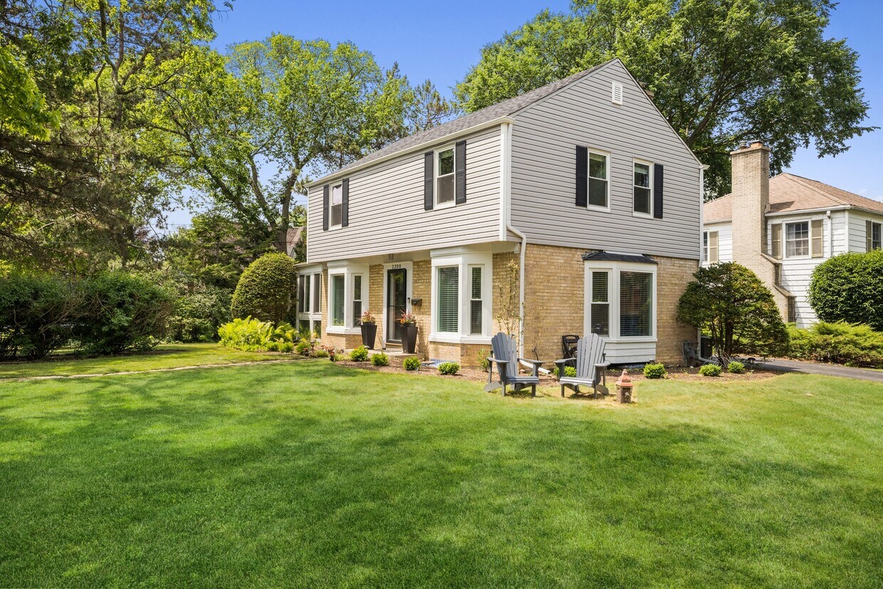2200 Birchwood Ave, Wilmette, IL 60091 House Rental in Wilmette, IL