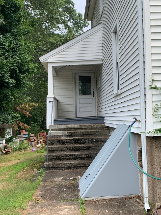 Building Photo - 2 Wilford Rd