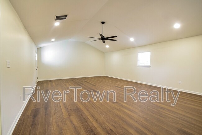 Building Photo - 277 S Mt Pleasant Rd