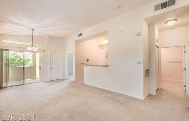 Foto del edificio - 10650 Calico Mountain Ave