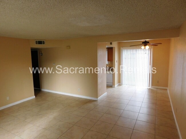 Building Photo - 3 br, 2 bath House - 8907 Rancho Grande Ct