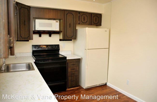 Building Photo - 2 br, 1.5 bath House - 458 Kenilworth Court