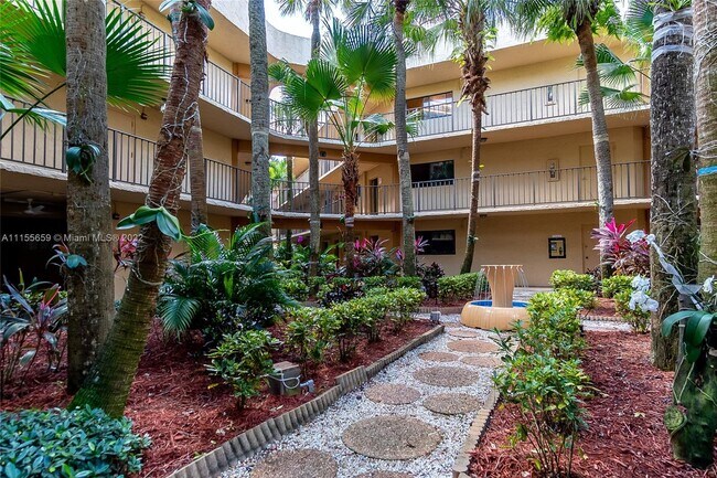 Foto del edificio - 8075 SW 107th Ave
