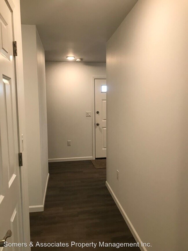 Foto del edificio - 4 br, 2.5 bath House - 2031 Aaron Ave.
