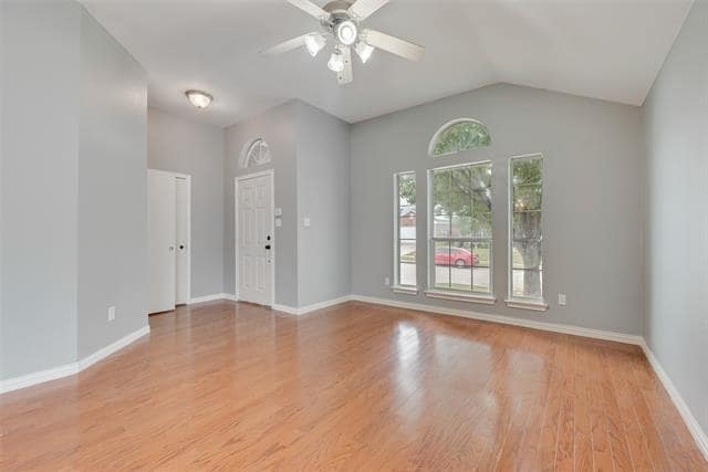 Building Photo - 1606 Mt Zion Dr