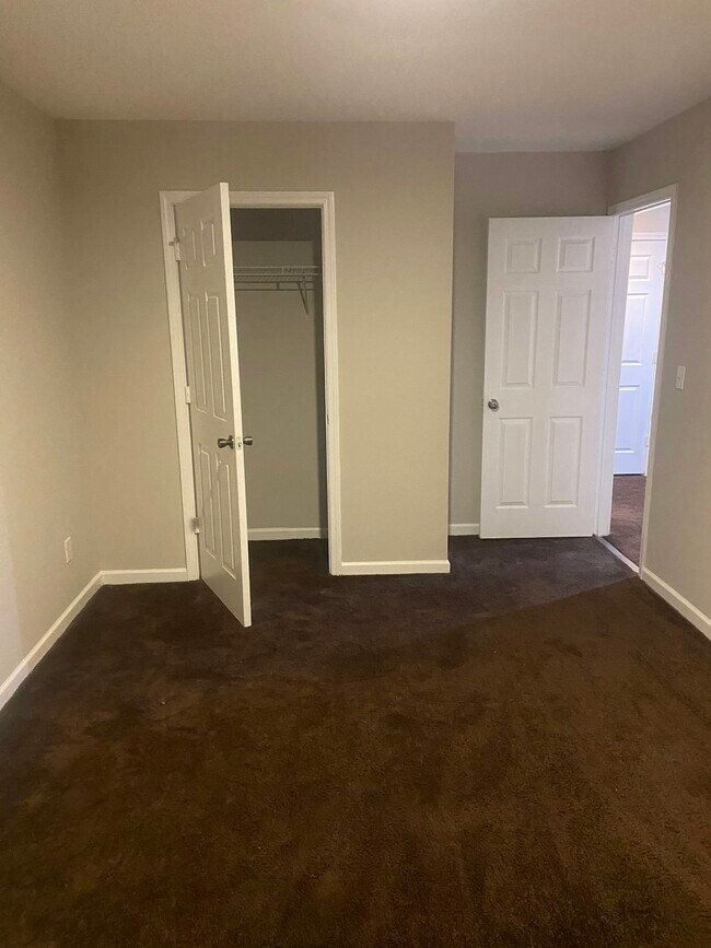 Foto del edificio - 7092 Walton Hl