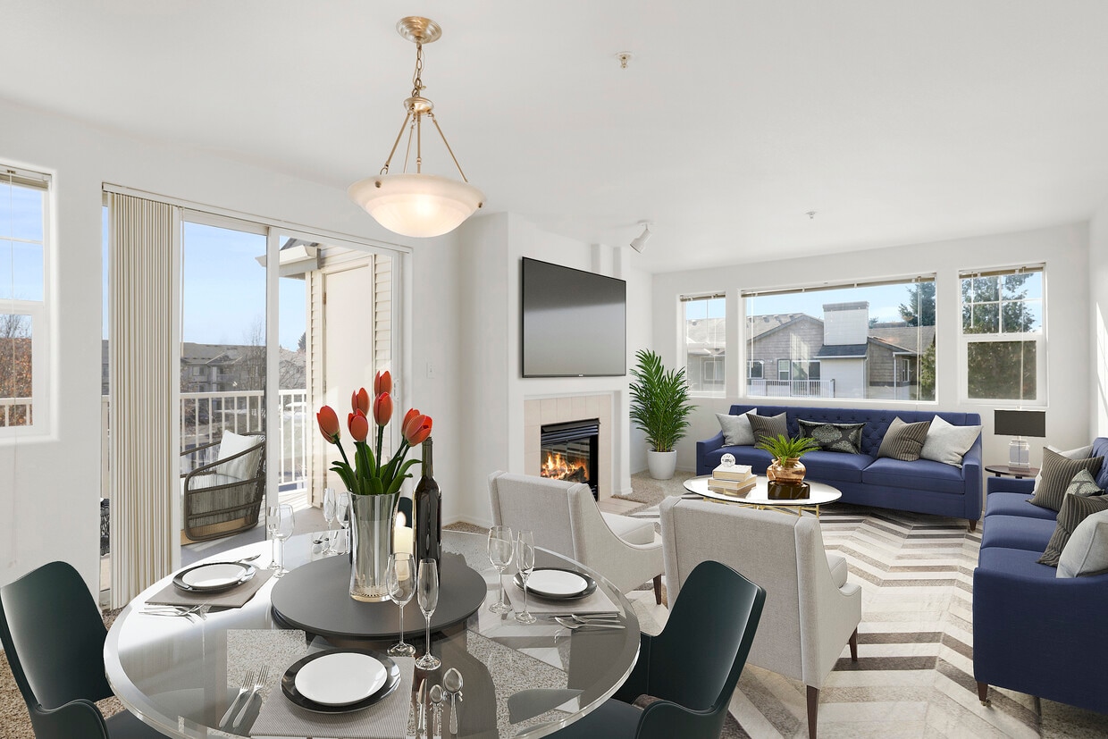 2BR, 2 BA - 981SF - Living Room - North Ridge