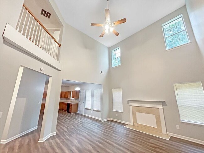 Foto del edificio - 6092 Sageview Ct