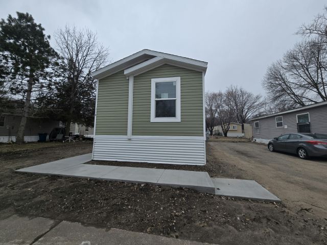 Building Photo - 114 112th Square NE