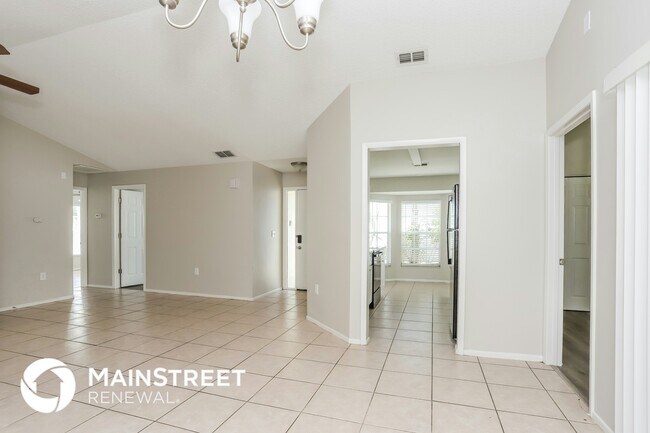 Building Photo - 3945 37th St Ct W