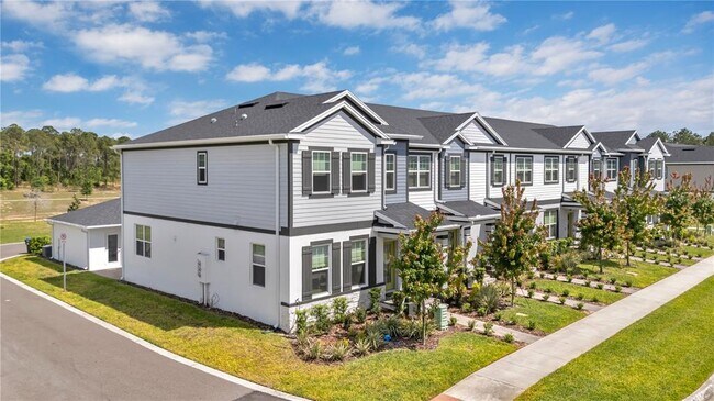 Building Photo - 9201 Gran Teatro Dr