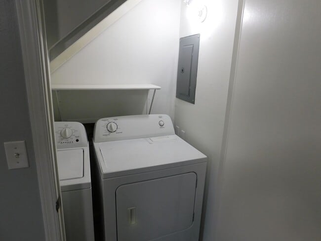 Photo - 2 Bed 1.5 Bath Condo