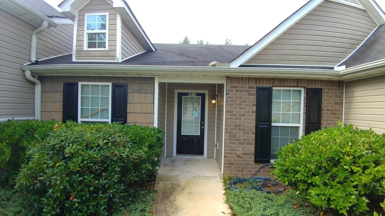5515 Union Pointe Pl, Union City, GA 30291 Townhome Rentals in Union