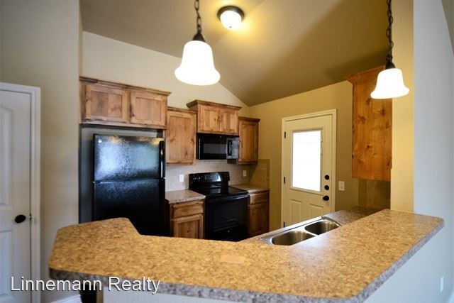 Building Photo - 3 br, 2 bath House - 501 B Sladecek Drive