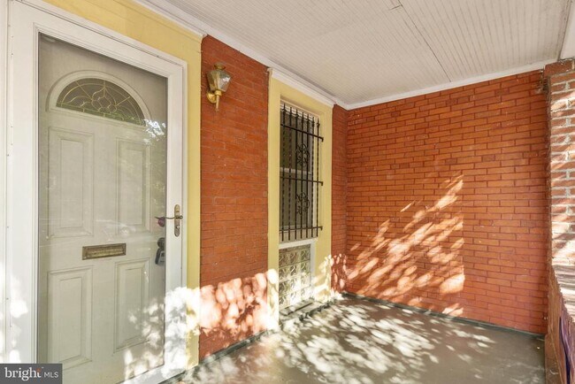 Foto del edificio - 925 S 46th St