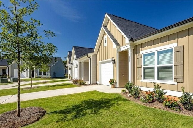 Photo - 62 Dawson Clb Wy Townhome