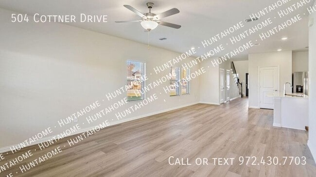 Building Photo - 504 Cottner Dr