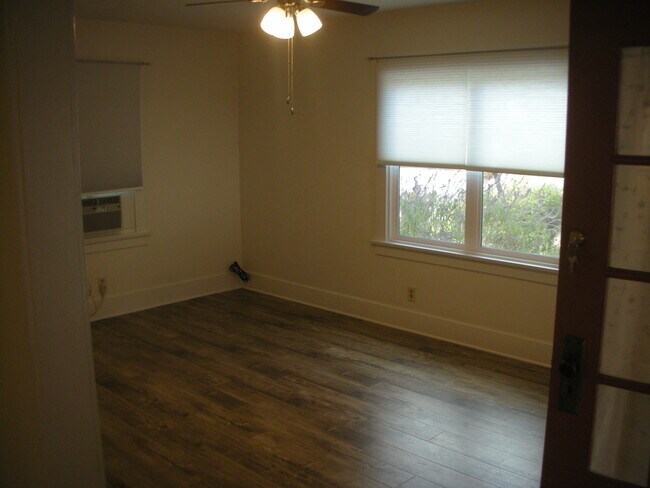 Building Photo - 2721 3rd St